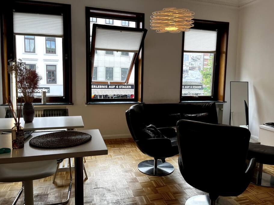 Exklusive Wohnung Mitten Im Schoensten Viertel เบรเมน ภายนอก รูปภาพ